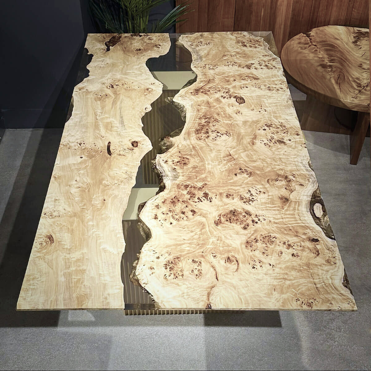 Klar Mappa Burl Rectangular Dining Table