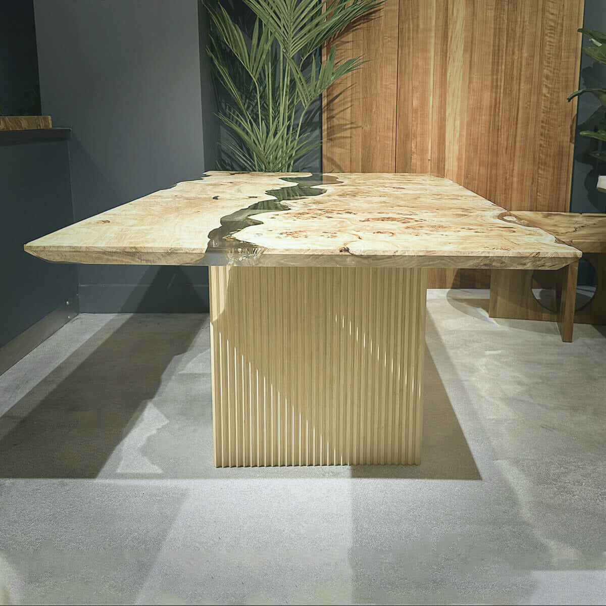 Klar Mappa Burl Rectangular Dining Table