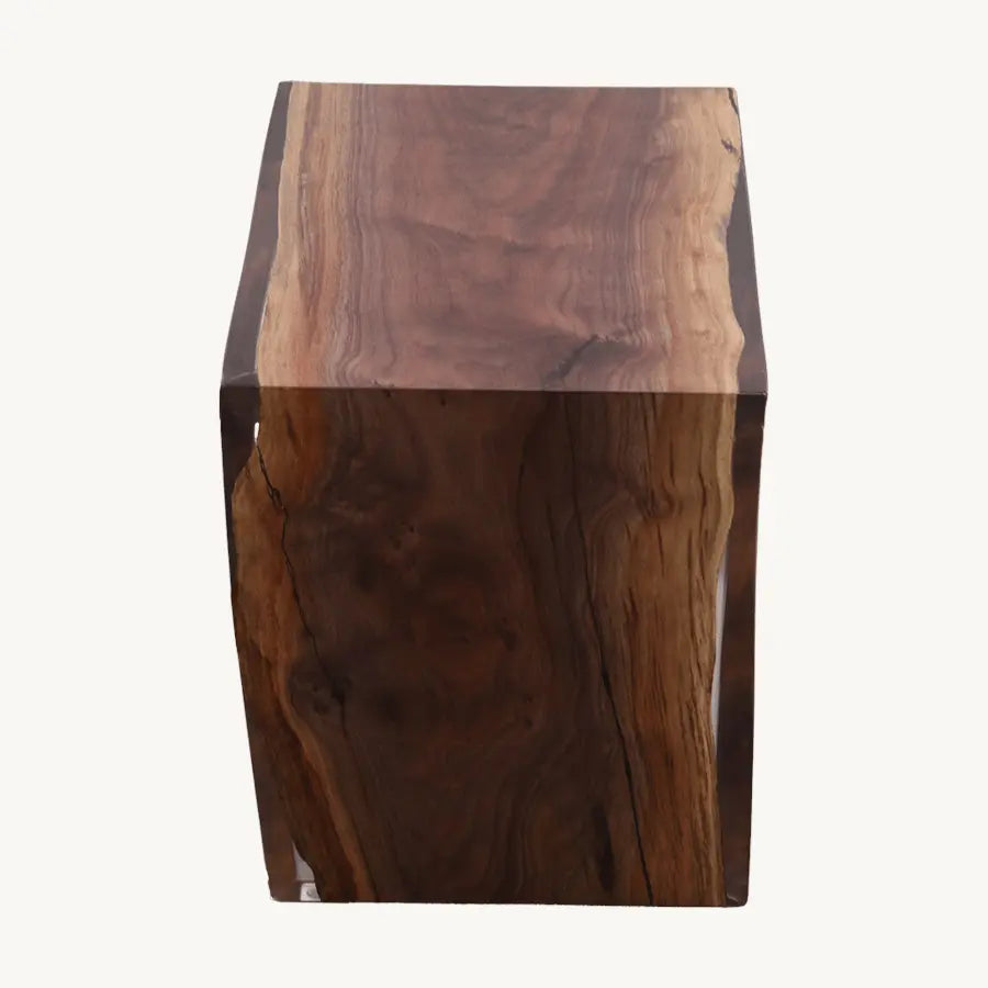 Hickory Epoxy Stool - Custom, Transparent Epoxy, Rustic Design - Holzsch