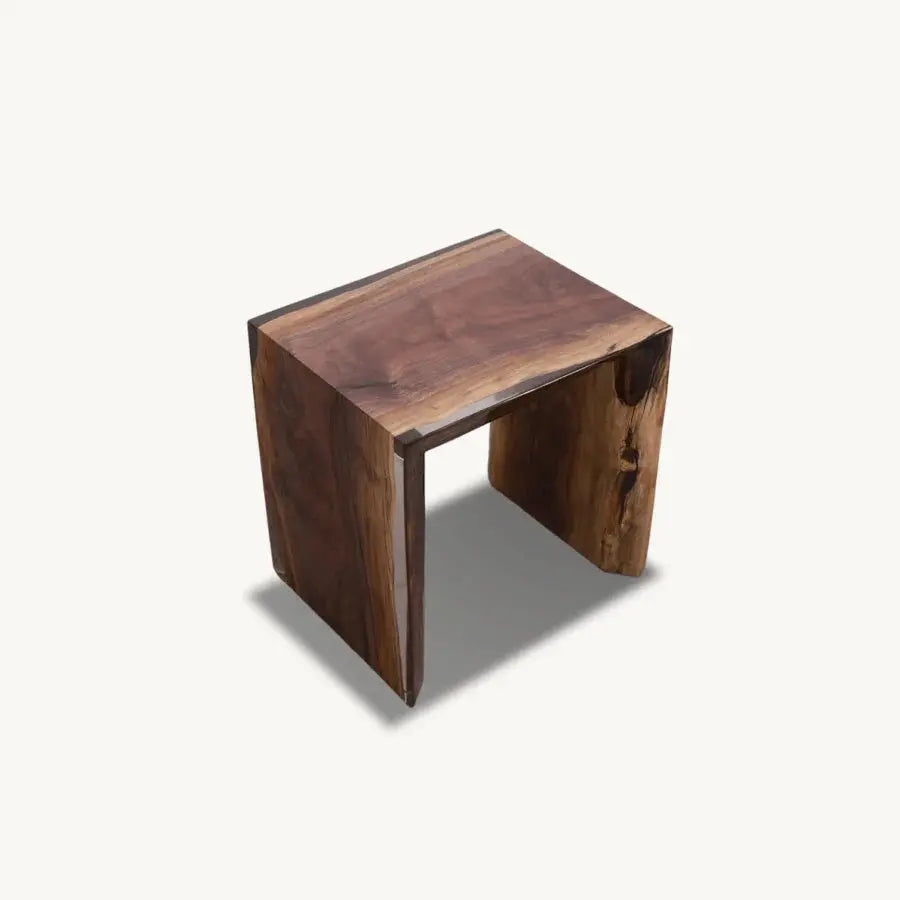 Hickory Epoxy Stool - Custom, Transparent Epoxy, Rustic Design - Holzsch