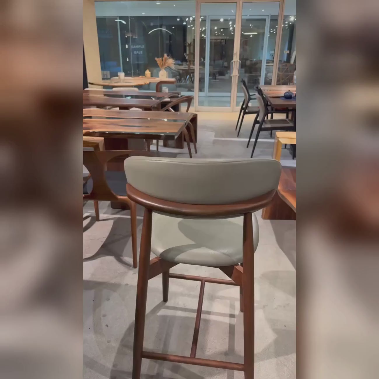 Berceau Counter Chair